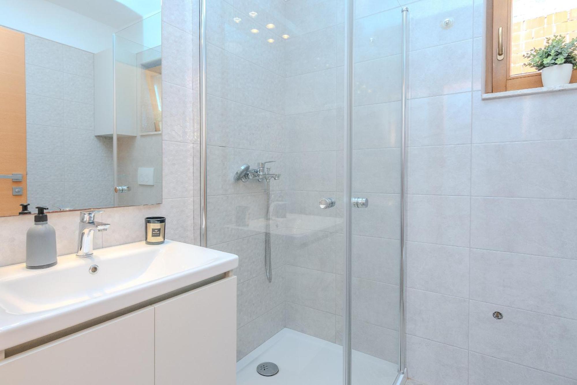 Holiday Home Lucy Pakostane Bagian luar foto