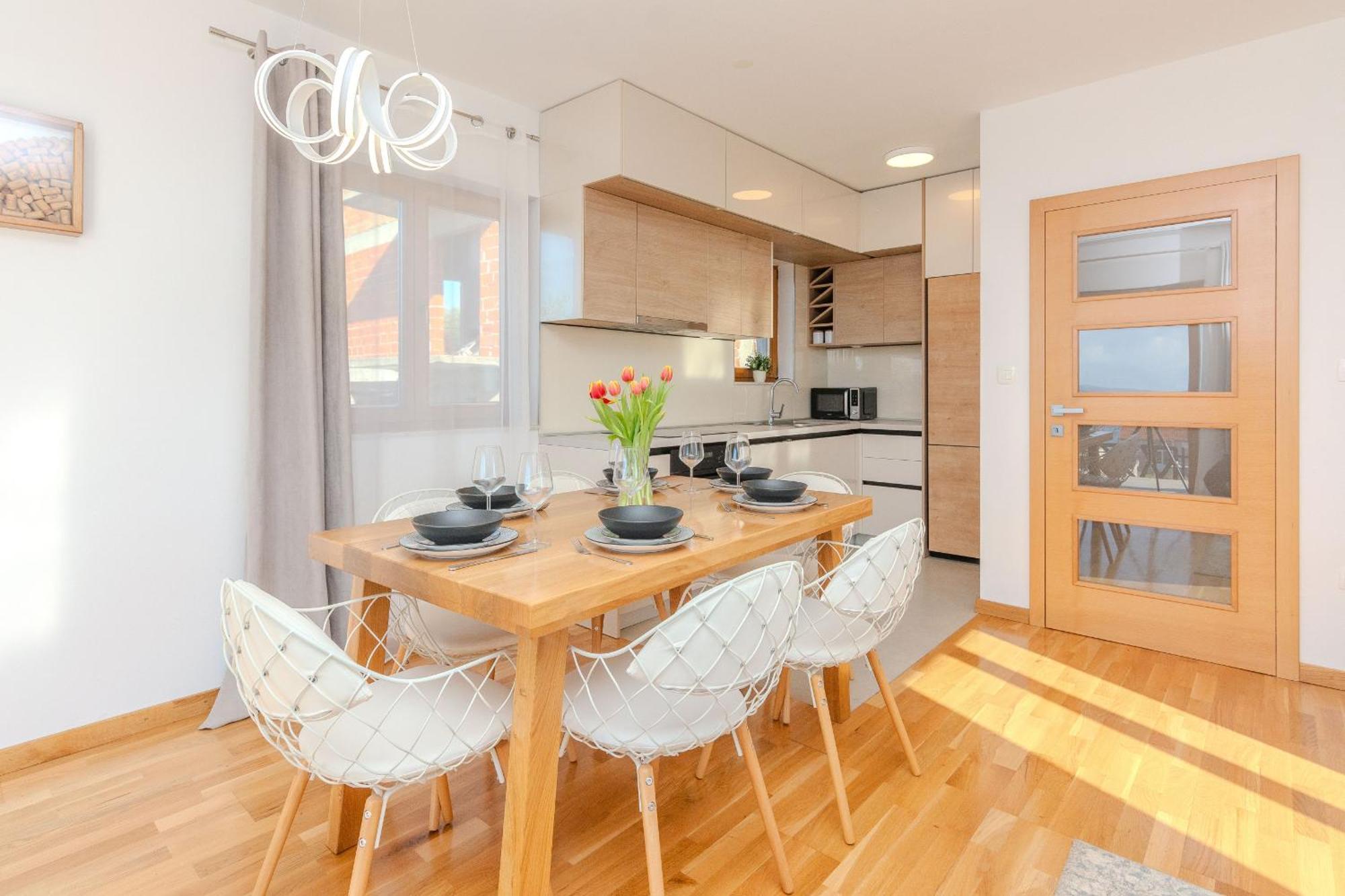 Holiday Home Lucy Pakostane Bagian luar foto